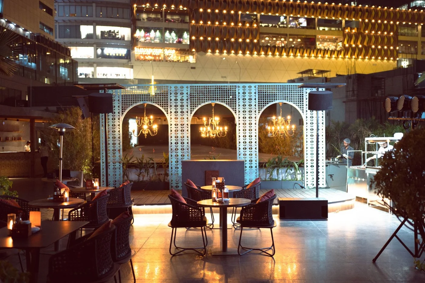 The bar at Akan Brewing Co in Madhapur